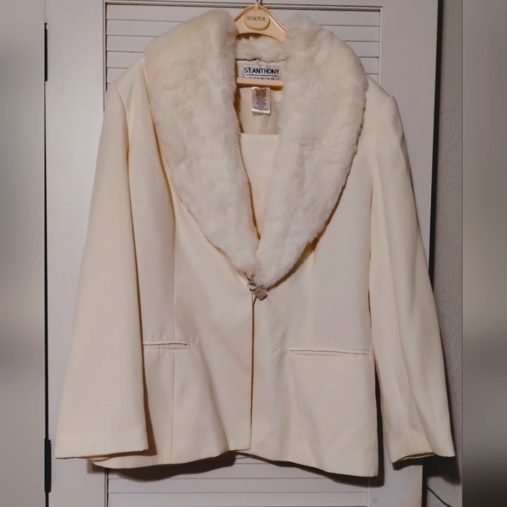 Vintage New Without Tags St. Anthony Evening Plus Size Faux Fur Coat.